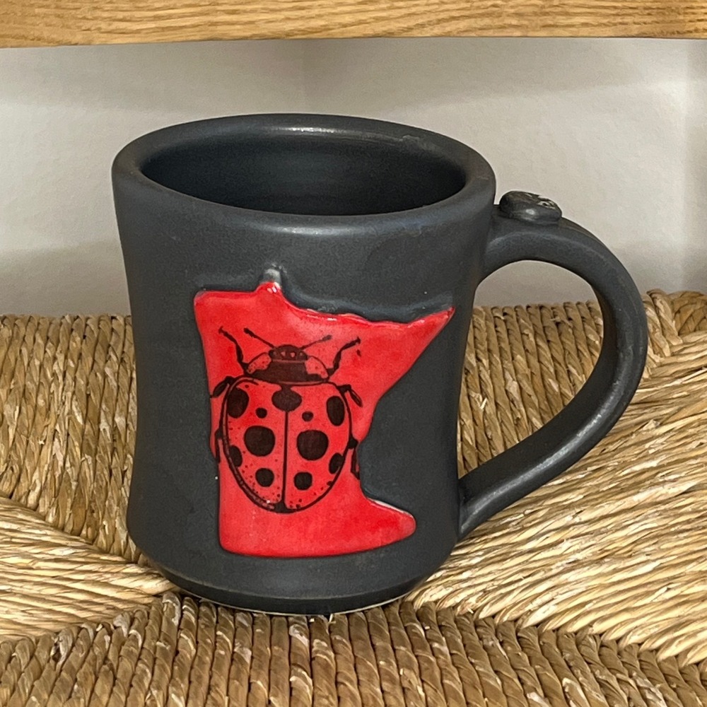 Handmade Pottery Coffee Mug Minnesota Ladybug Red Black‎ Unique Cup